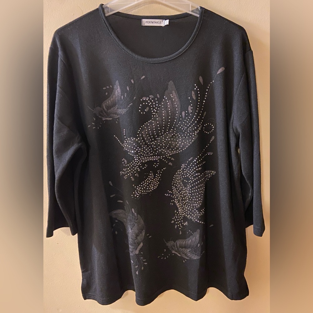 Periwinkle black 3/4 sleeve sweater with silver gems - size XXL - NWOT
